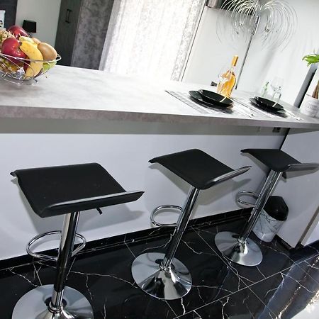 Chris Luxury Studio Ioannina Exterior photo